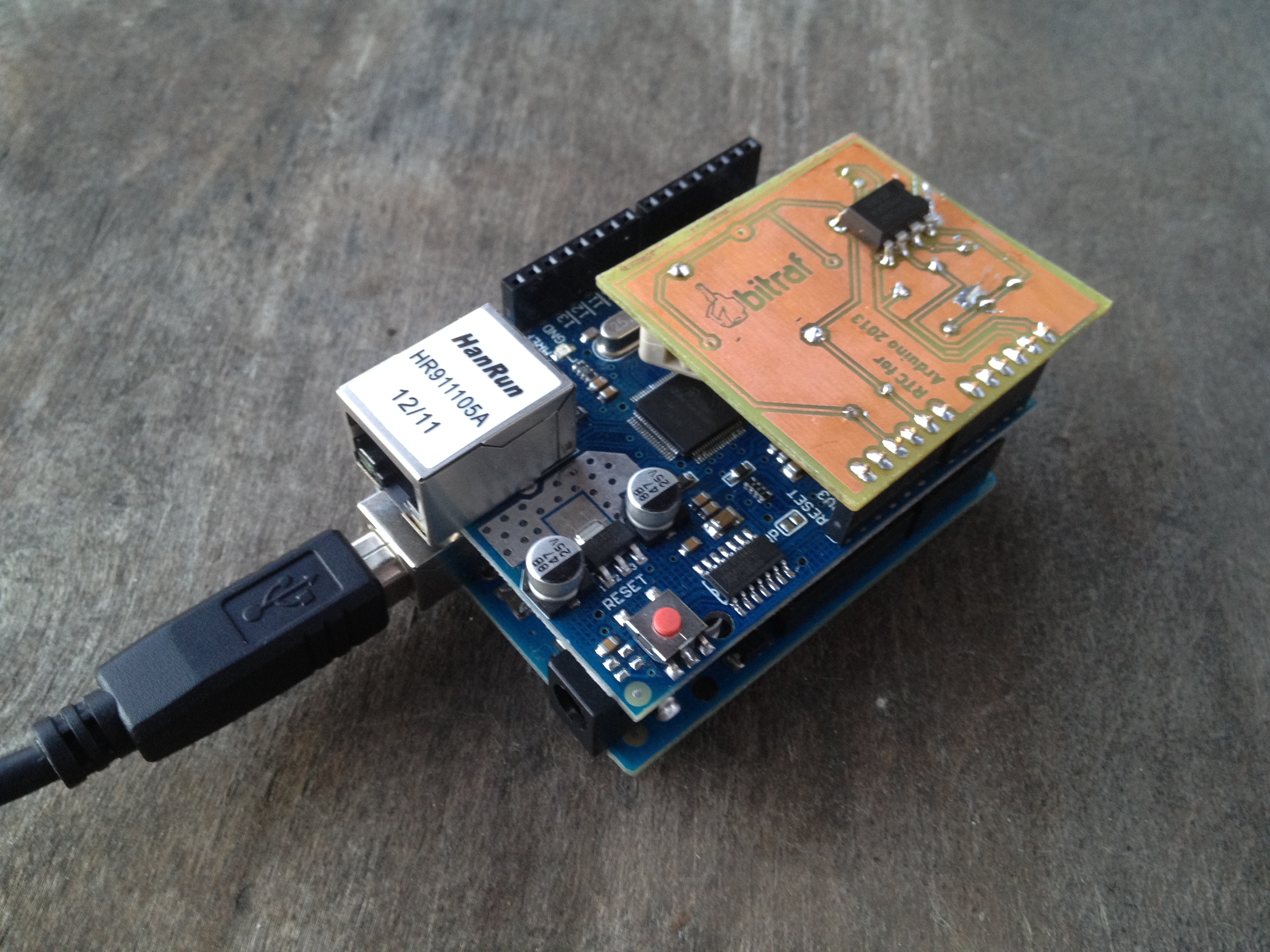 My first PCB - a DS1307 based realtime clock - Flashgamer